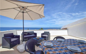Awesome home in Maria di Castellabate with WiFi and 2 Bedrooms